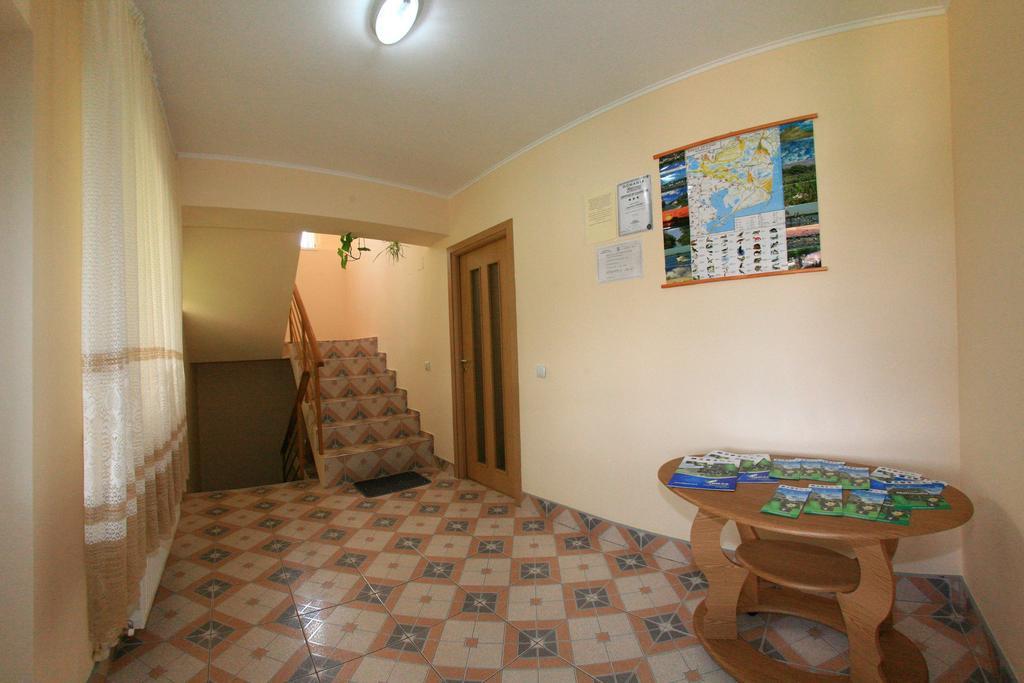 Casa Nelu Pescaru Hotel Махмудия Екстериор снимка